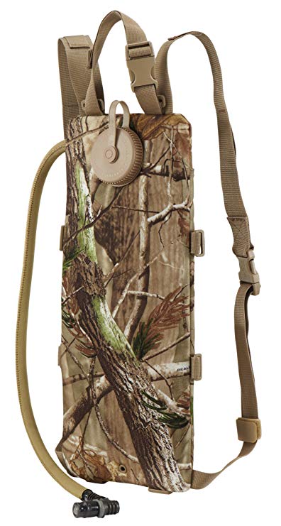 Buck Commander Black Falls Hydration System Pack